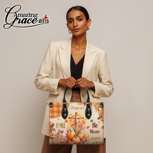 Autumn Jesus Cross Pumpkins Fall For Jesus He Never Leaves - Leather Handbag M - Image 2