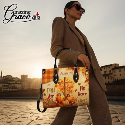 Autumn Jesus Cross Pumpkins Fall For Jesus He Never Leaves - Leather Handbag M - Image 4