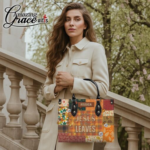 Autumn Fall For Jesus He Never Leaves - Leather Handbag M - Image 3